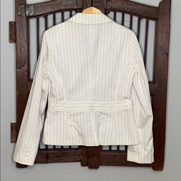 LOFT WHITE PINSTRIPE BLAZER SZ 8 & ANN PANTS 10‎ - Picture 3 of 11